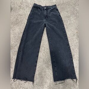 Black Charcoal Chic Wide-Leg Jeans - SHIPPING discount